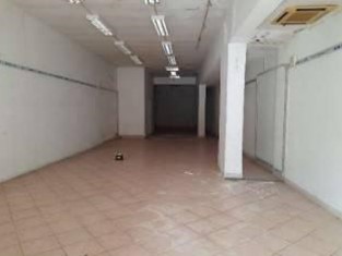 Immobile commerciale in Vendita a Roma, 250'000€, 155 m²