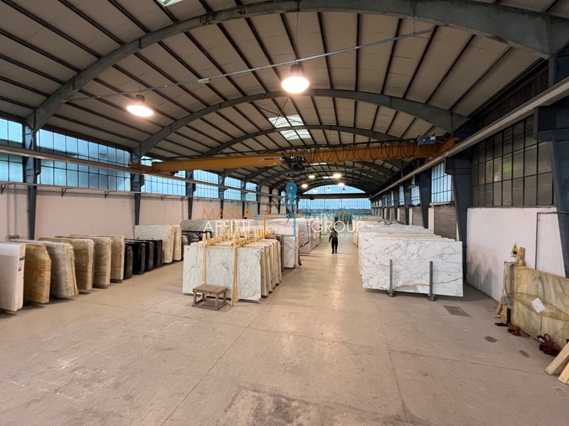 Capannone in Vendita a Massa, 1'950'000&euro;, 1600 m², arredato