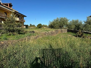 Terreno edificabile in Vendita a Aci Sant'Antonio, zona Lavinaio, 110'000€, 560 m²