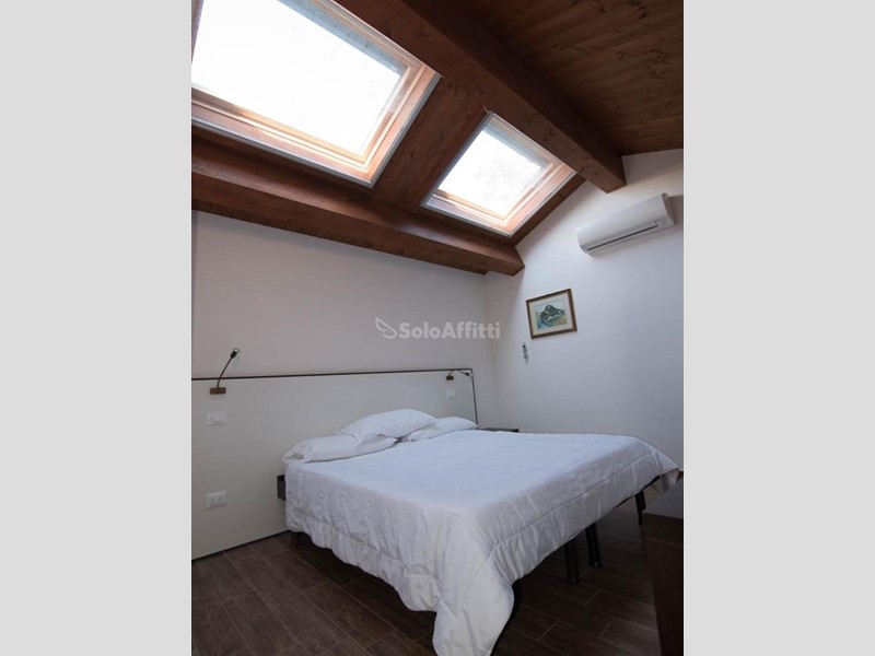 Stanza in Affitto a Senigallia, 14 m², arredato