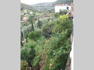 Casa Semi Indipendente in Vendita a Castellaro, 270'000€, 200 m²