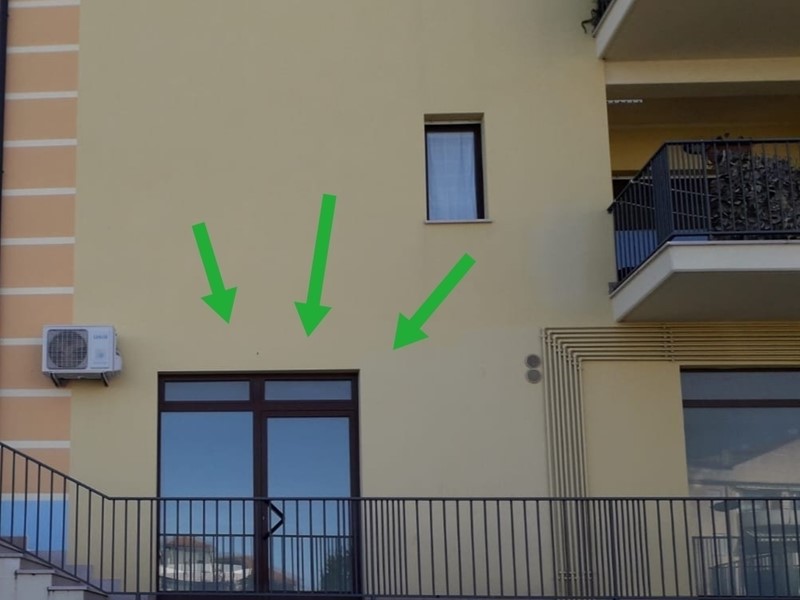 Immobile commerciale in Affitto a Altino, 250&euro;, 35 m²