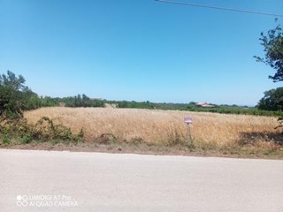 Terreno industriale in Vendita a Lanciano, 26'000€, 1300 m²