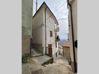 Casa Indipendente in Vendita a Civitaluparella, 45'500€, 110 m²