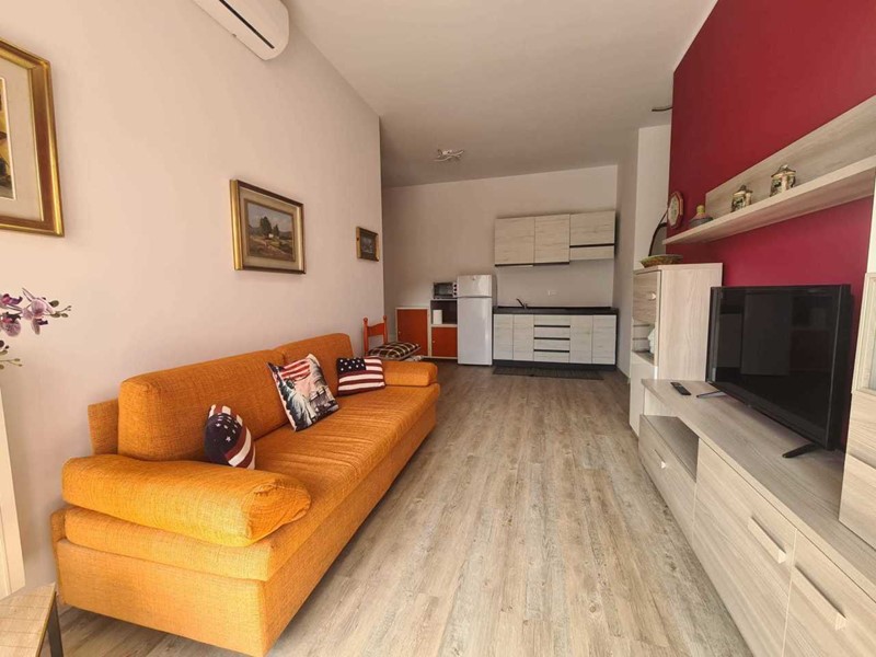 Trilocale in Vendita a Andora, 285'000€, 59 m², arredato
