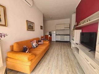 Trilocale in Vendita a Andora, 285'000€, 59 m², arredato