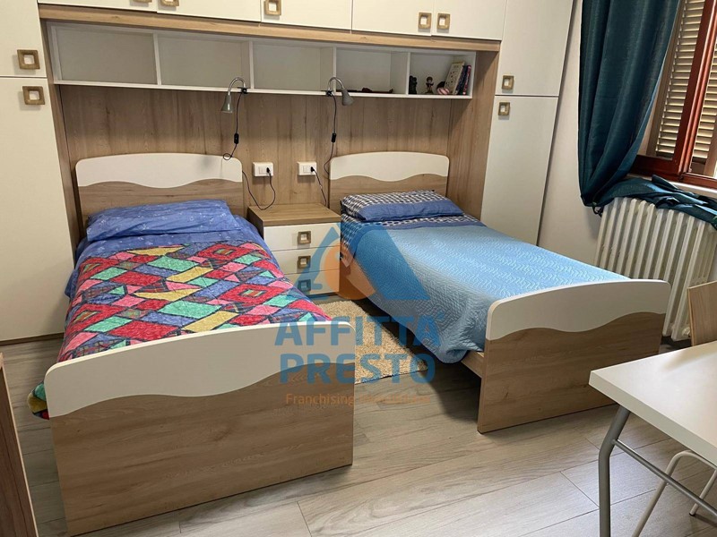Casa Semi Indipendente in Affitto a Cascina, 690€, 20 m²