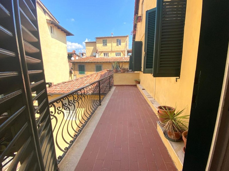Appartamento in Vendita a Lucca, 520'000&euro;, 140 m², arredato