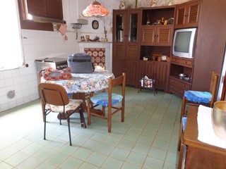 Trilocale in Vendita a San Giuliano Terme, zona Molina di Quosa, 80'000€, 75 m², arredato