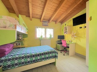 Villa in Vendita a Corbetta, 349'000€, 180 m²