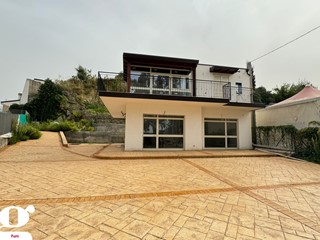 Villa in Vendita a Patti, 220 m²