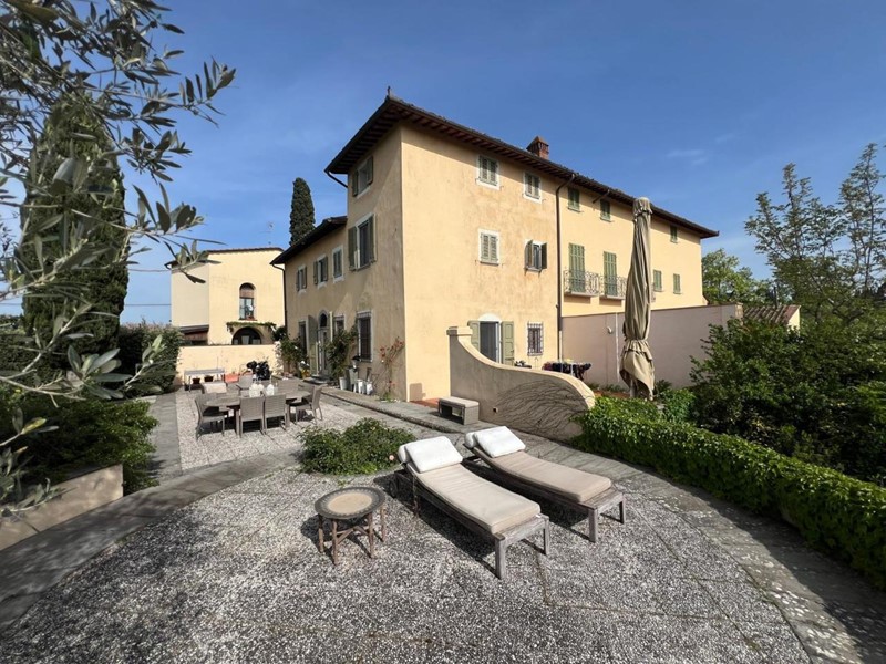 Casa Semi Indipendente in Vendita a Scandicci, zona Vingone, 1'050'000€, 270 m²