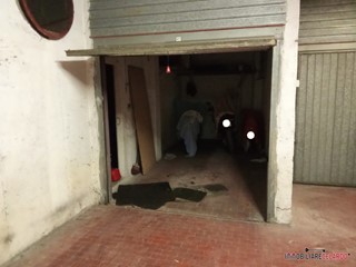 Box in Vendita a Colle di Val D'Elsa, 17'000€, 15 m²