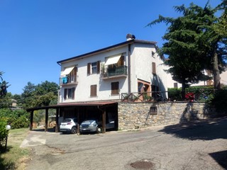 Casa Indipendente in Vendita a Orvieto, 359'000€, 362 m², con Box
