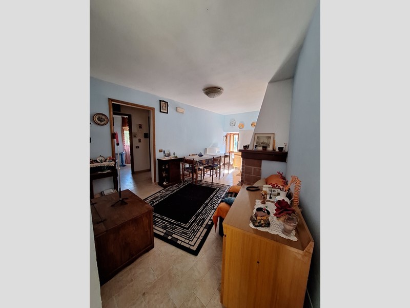 Casa Indipendente in Vendita a Sellano, zona Cammoro, 35'000€, 95 m²