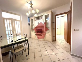 Bilocale in Vendita a Empoli, 167'000€, 55 m², arredato