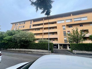 Appartamento in Vendita a Pisa, 190'000€, 146 m², arredato