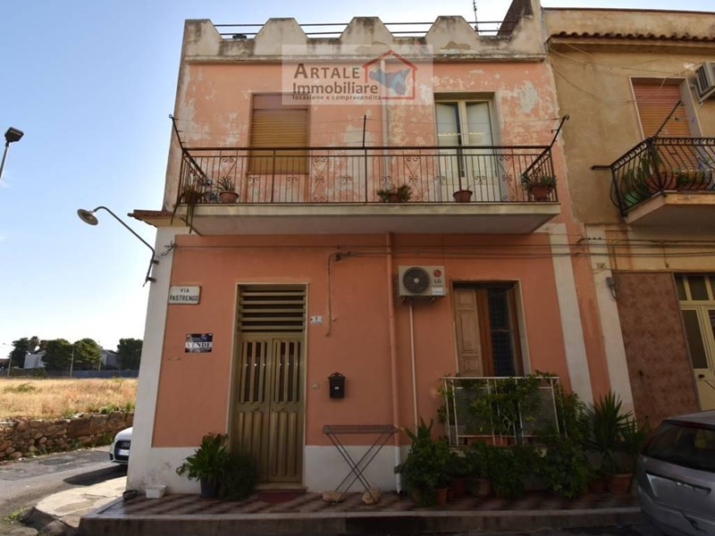 Quadrilocale in Vendita a Avola, 60'000€, 101 m²