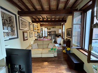 Trilocale in Vendita a Parma, 305'000€, 115 m²