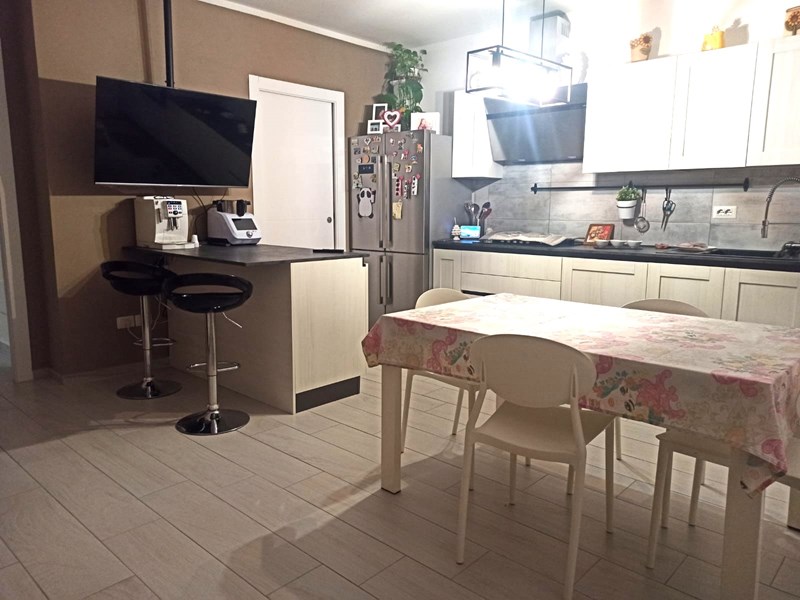 Trilocale in Vendita a Altopascio, zona Badia Pozzeveri, 165'000€, 75 m²