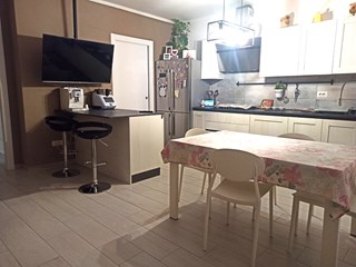 Trilocale in Vendita a Altopascio, zona Badia Pozzeveri, 165'000€, 75 m²