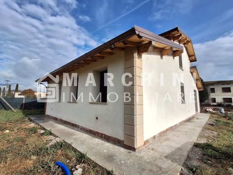 Villa in Vendita a Porcari, 420'000€, 150 m²