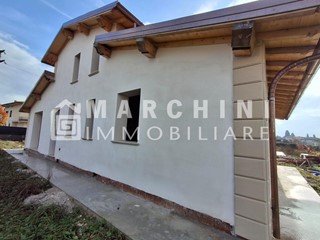 Villa in Vendita a Porcari, 460'000€, 150 m²