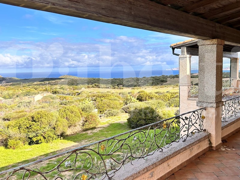 Villa in Vendita a Aglientu, 1'400'000€, 434 m²