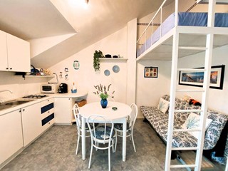 Monolocale in Vendita a Diano Castello, 68'000€, 24 m²