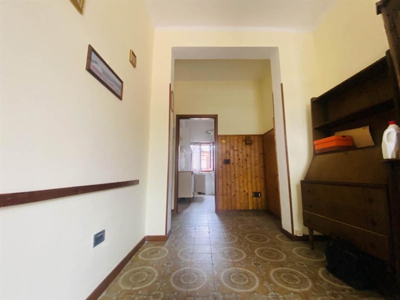 Trilocale in Vendita a Luni, 80'000€, 65 m²