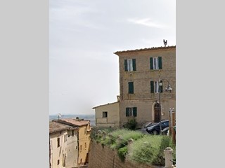 Casa Indipendente in Vendita a Castelplanio, 400'000€, 400 m²