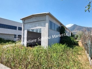 Capannone in Vendita a Rosta, 160'000€, 500 m²