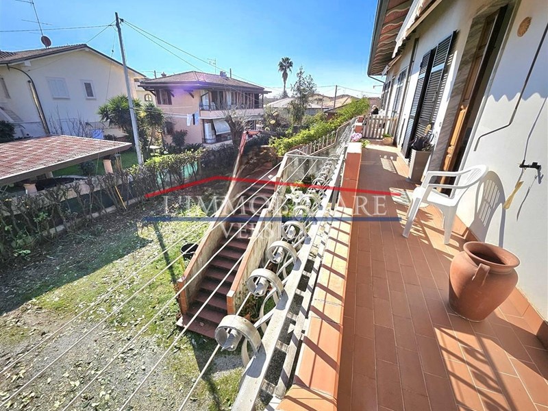 Appartamento in Vendita a Massa, 274'000€, 150 m², arredato