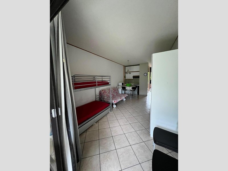 Bilocale in Vendita a Bibbona, zona Marina di Bibbona, 105'000€, 33 m², arredato