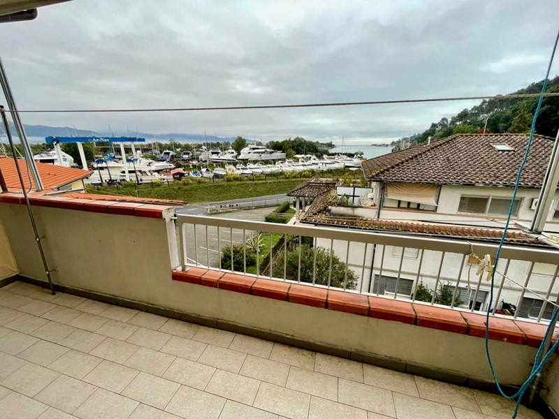 Quadrilocale in Vendita a Ameglia, 165'000&euro;, 75 m², con Box