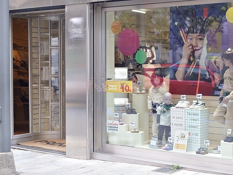 Capannone in Affitto a Settimo Torinese, zona Centrale, 1'400€, 170 m²