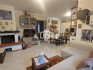 Quadrilocale in Vendita a Dicomano, 149'000€, 85 m², con Box