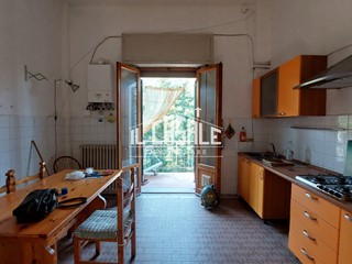 Trilocale in Vendita a San Godenzo, zona San Godenzo, 75'000€, 65 m²