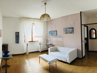 Appartamento in Vendita a Carrara, 130'000€, 80 m², arredato
