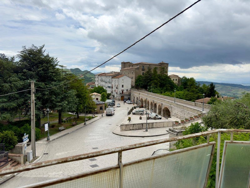 Appartamento in Vendita a Zungoli, 25'000€, 125 m²