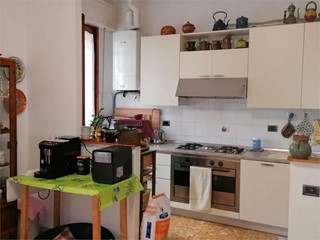 Appartamento in Vendita a Montelupo Fiorentino, 280'000€, 90 m², con Box