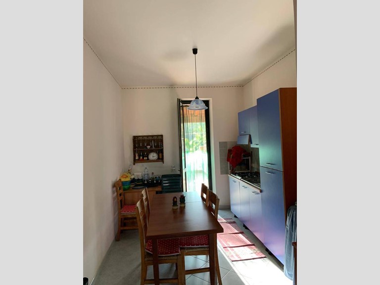 Quadrilocale in Vendita a Campofelice di Roccella, 115'000€, 85 m²