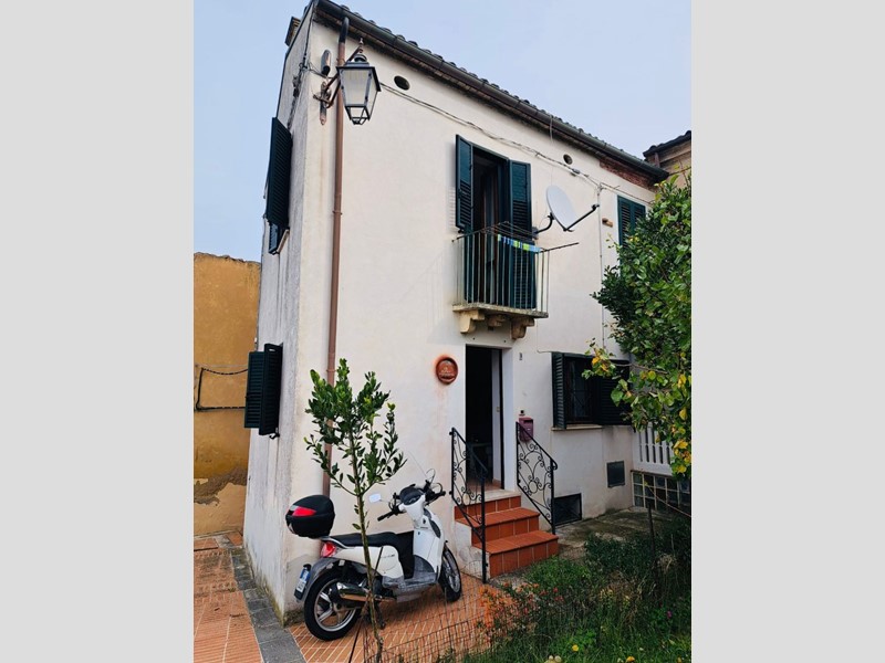 Casa Semi Indipendente in Vendita a Lanciano, 75'000€, 85 m², arredato