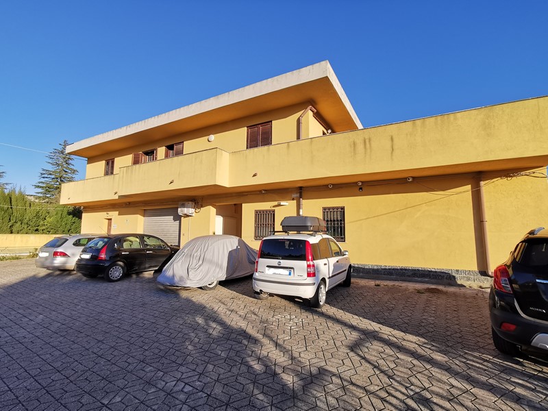 Appartamento in Vendita a Enna, 220'000€, 145 m²