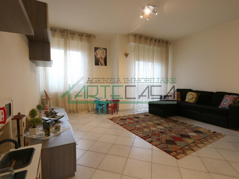 Appartamento in Vendita a Cascina, 185'000€, 100 m², con Box