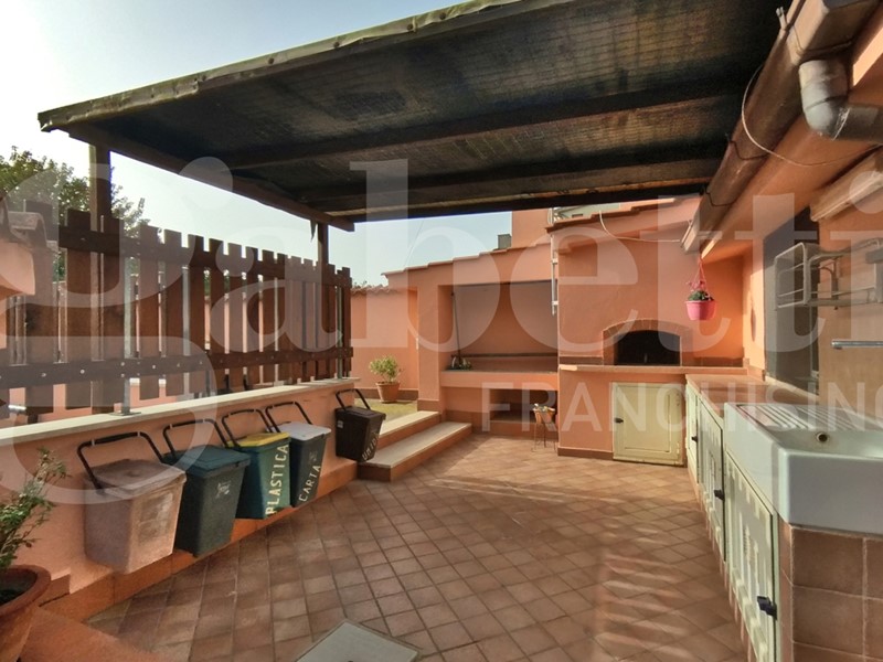 Trilocale in Vendita a Ardea, 249'000€, 135 m²