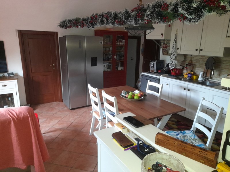 Trilocale in Vendita a Savona, 130'000€, 75 m², arredato