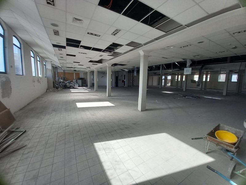 Immobile commerciale in Affitto a Livorno, 7'200€, 600 m²