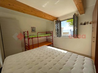 Villa in Vendita a Terracina, 399'000€, 60 m², arredato