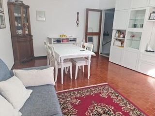 Casa Indipendente in Vendita a Carrara, zona Avenza, 230'000€, 107 m²